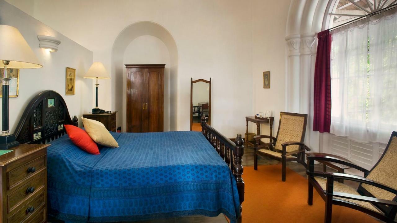 Готель Neemrana'S- Tower House Kochi Екстер'єр фото