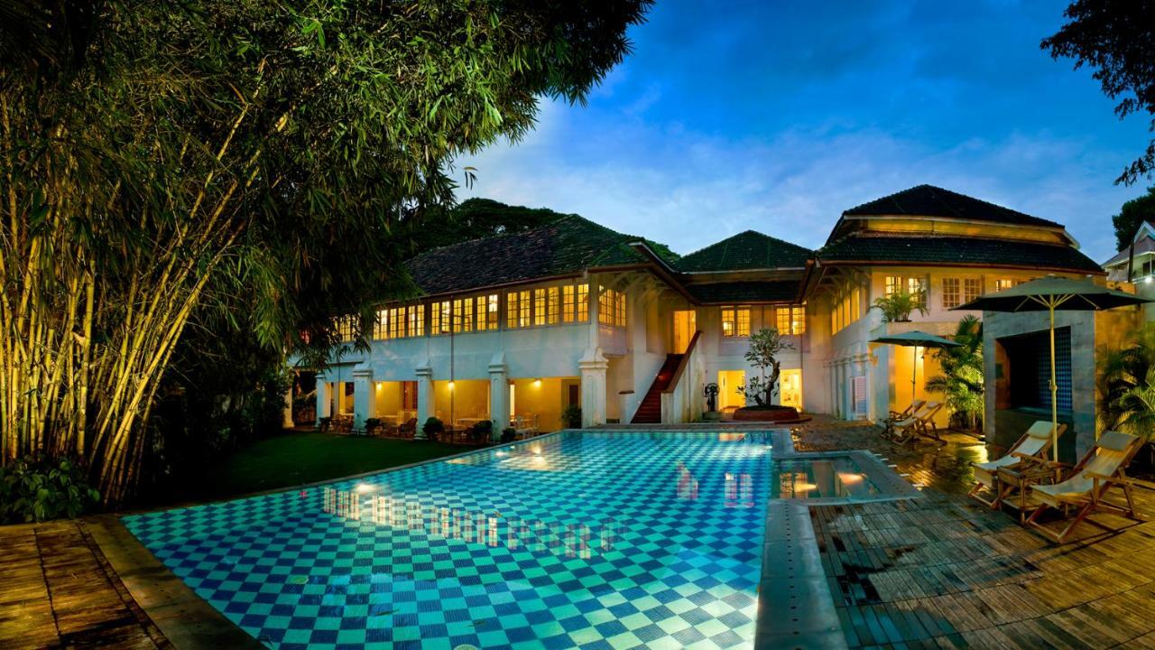 Готель Neemrana'S- Tower House Kochi Екстер'єр фото
