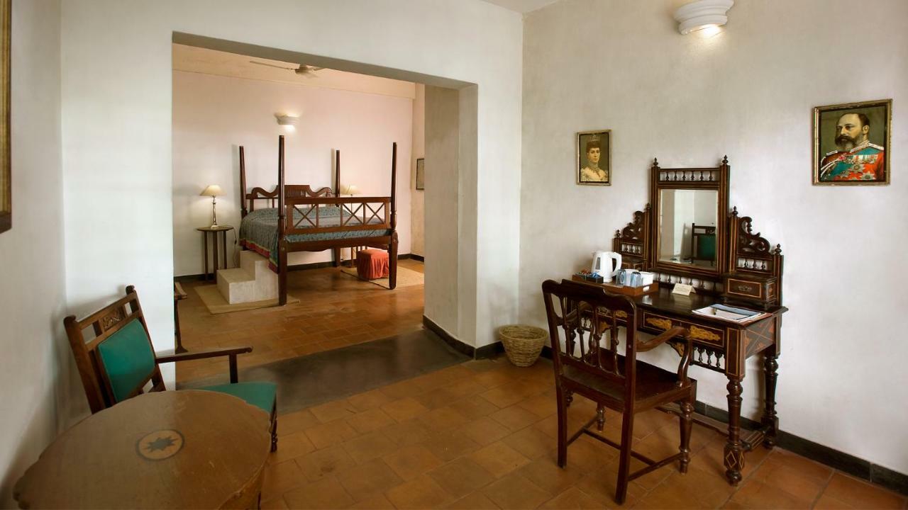 Готель Neemrana'S- Tower House Kochi Екстер'єр фото